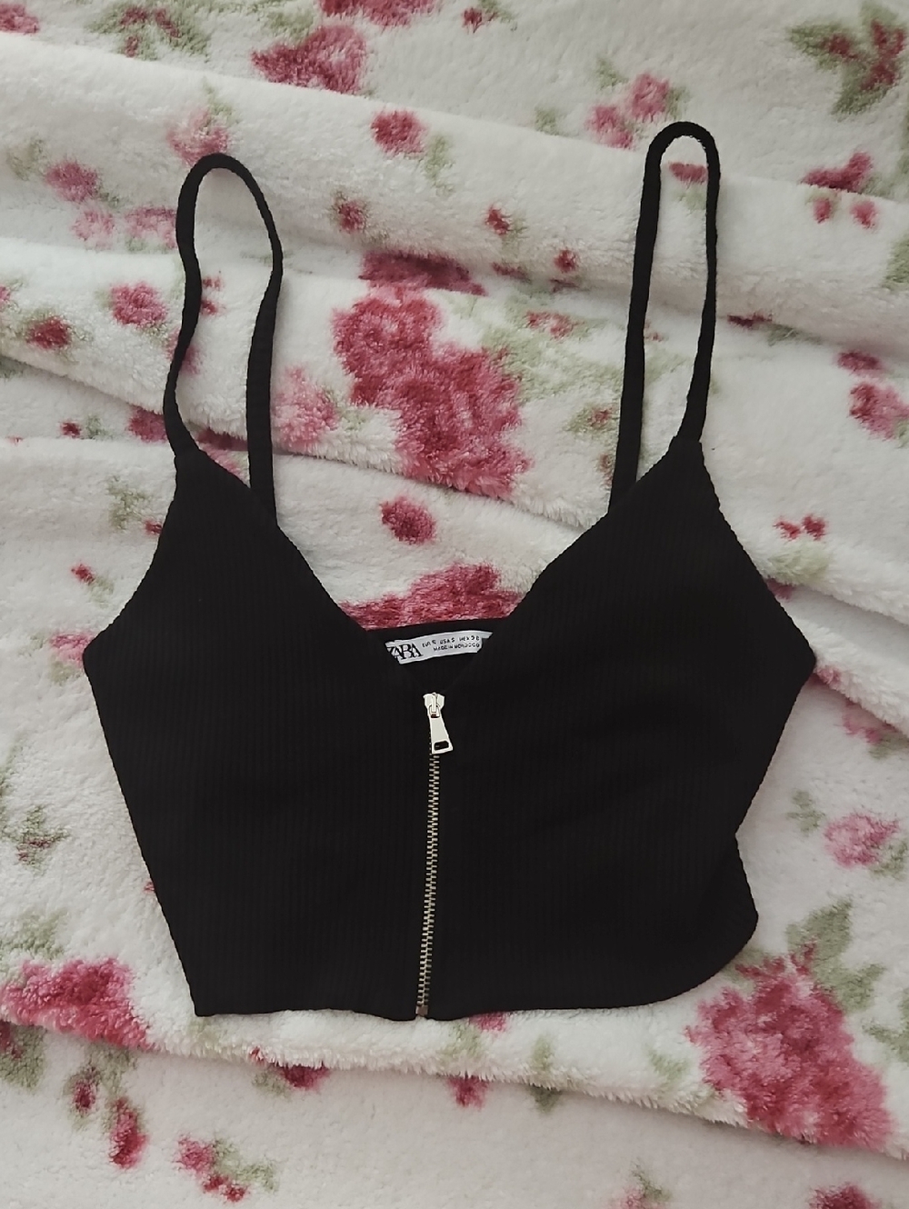 Zara Black Ribbed Zip-Front Cami Crop